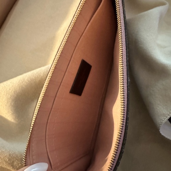 Louis Vuitton Pochette - Picture 4 of 5